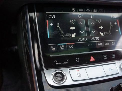 Used 2022 Audi A8 L 3.0T AWD/4WD image 24