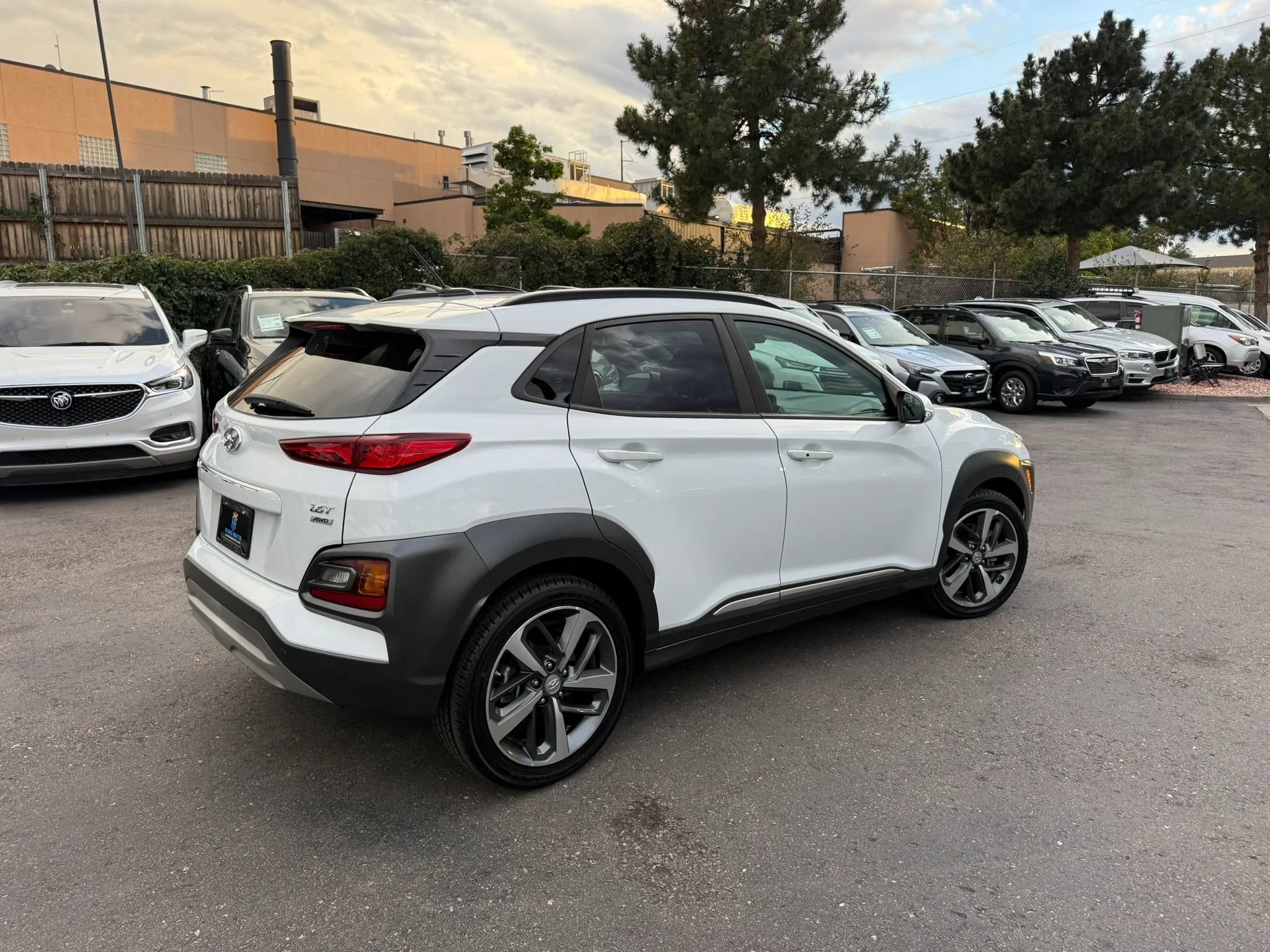 Used 2018 Hyundai Kona Limited AWD/4WD image 8