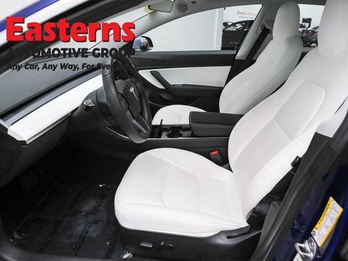 Used 2020 Tesla Model 3 Standard Range Plus image 14