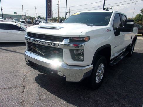 Used 2022 Chevrolet Silverado 2500 LT w/ Convenience Package AWD/4WD image 5