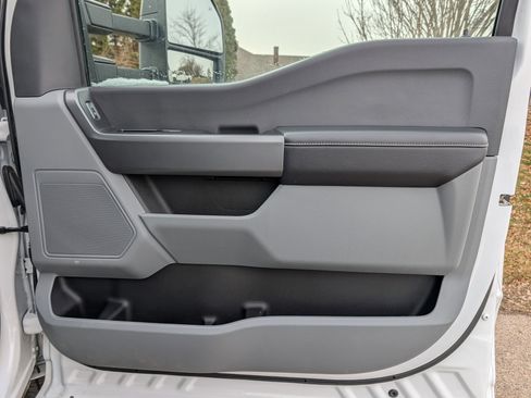 Used 2025 Ford F250 XLT image 36