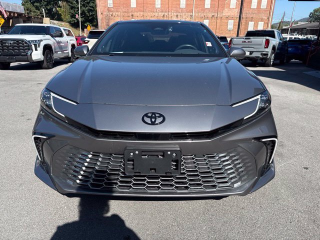 Used 2025 Toyota Camry XSE w/ Premium Package FWD image 4
