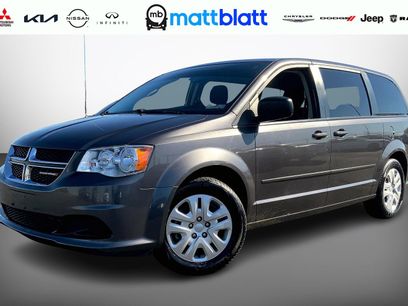 Used 2017 Dodge Grand Caravan SE w/ Power Window Group