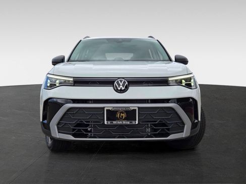 New 2026 Volkswagen Taos S AWD/4WD image 2