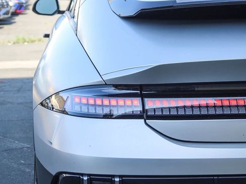 New 2025 Hyundai Ioniq 6 SEL image 7