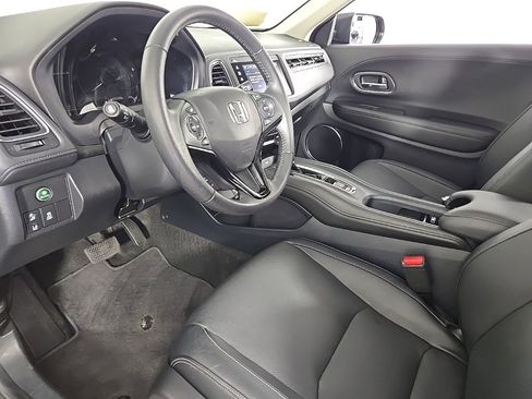 Used 2021 Honda HR-V Touring image 31