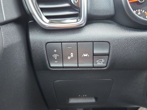 Used 2021 Kia Sportage EX FWD image 17
