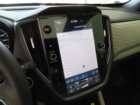 Used 2025 Subaru Forester Limited image 21