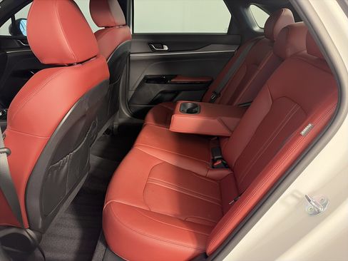 Used 2025 Kia K5 GT-Line w/ GT-Line Premium Package image 7