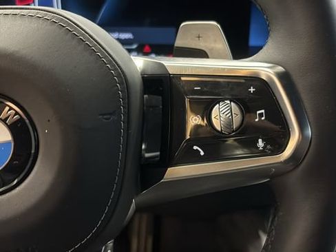 Used 2025 BMW 740i xDrive image 20
