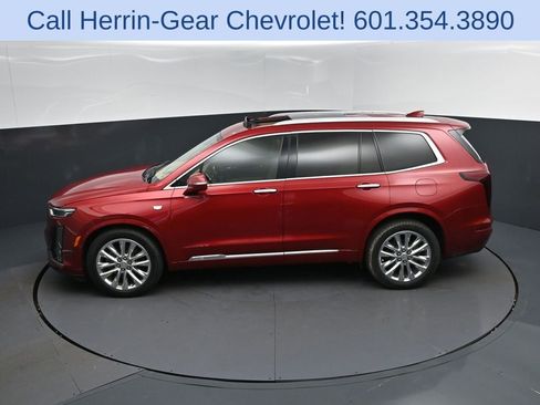 Used 2020 Cadillac XT6 Premium Luxury w/ Platinum Package FWD image 32