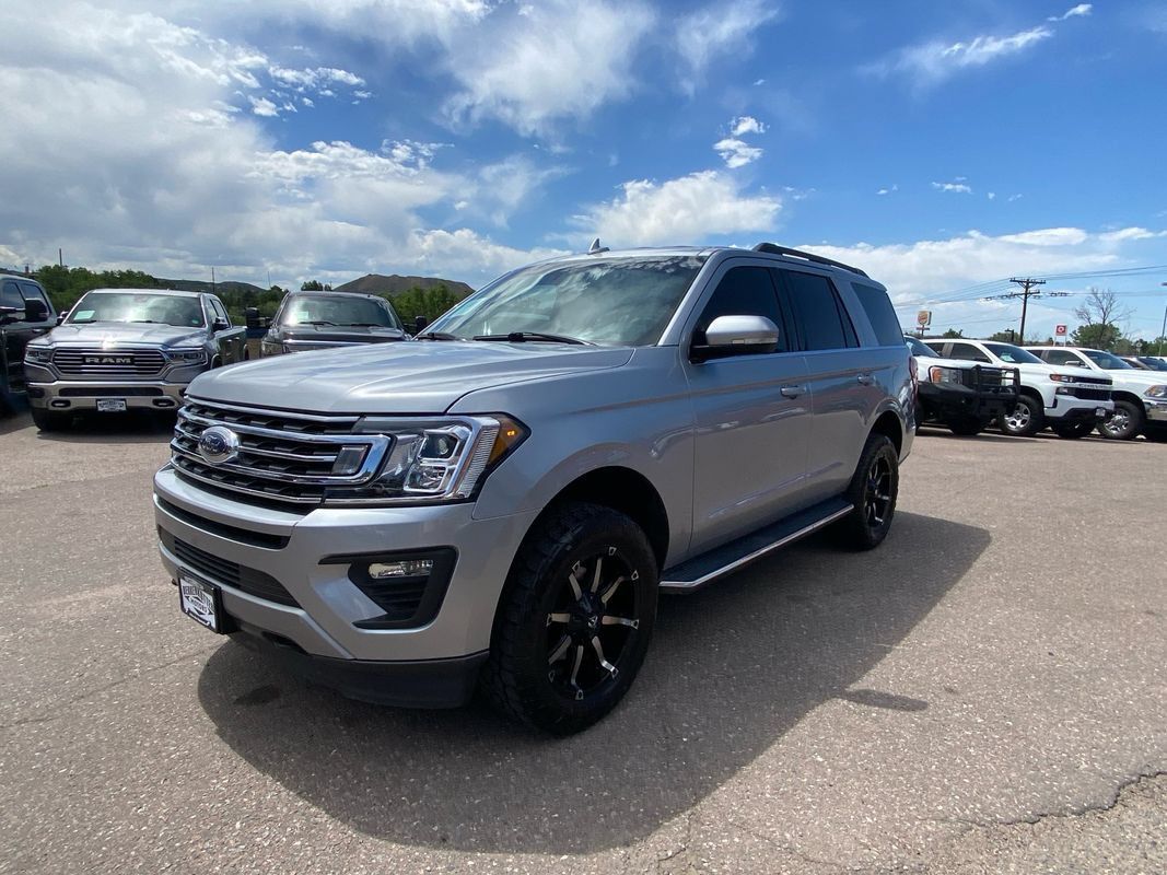 Used 2020 Ford Expedition XLT w/ Equipment Group 202A AWD/4WD image 6