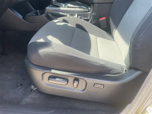 Used 2021 Toyota Tacoma TRD Sport image 14