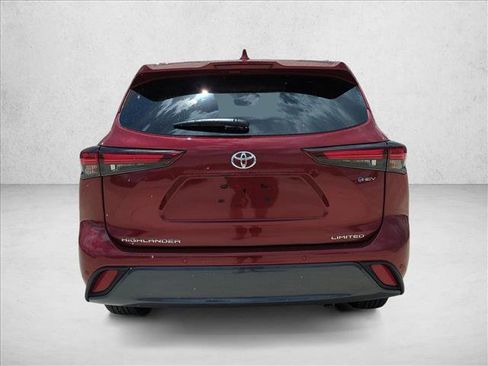 Used 2026 Toyota Highlander Limited AWD/4WD image 6