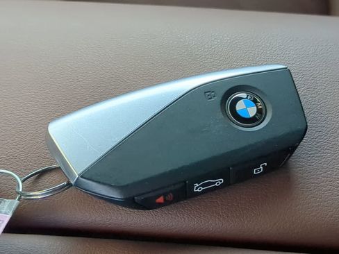 Used 2025 BMW X5 sDrive40i w/ Premium Package image 36