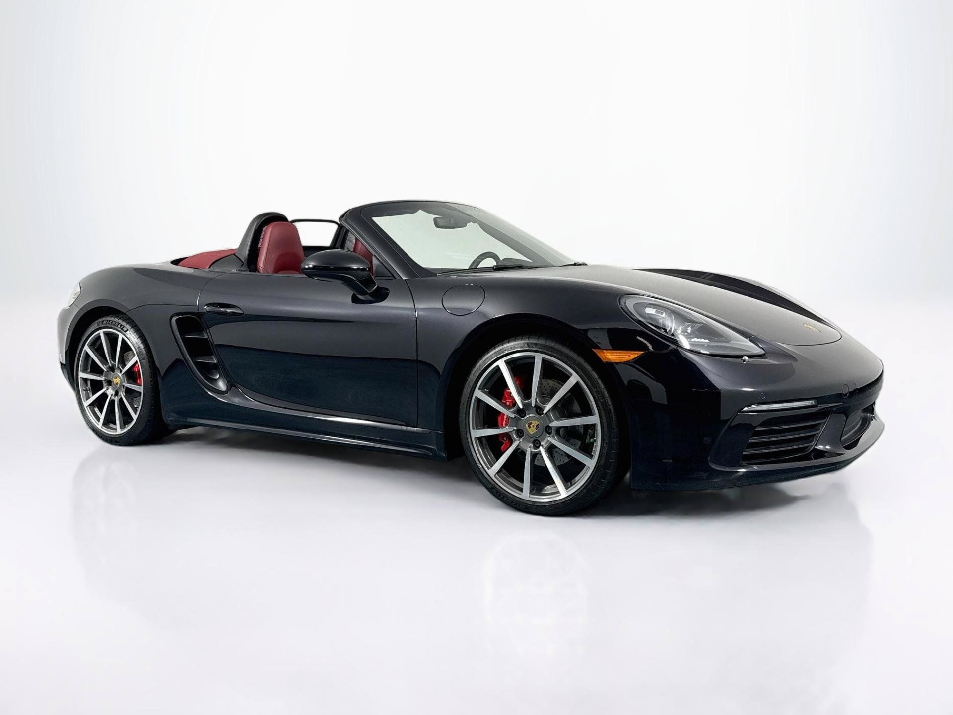 Used 2019 Porsche 718 Boxster S RWD image 3