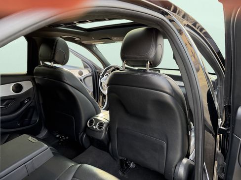 Used 2021 Mercedes-Benz C 300 Sedan image 35