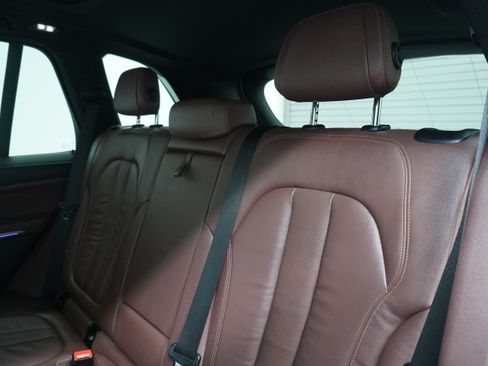 Used 2020 BMW X5 xDrive40i w/ M Sport Package AWD/4WD image 13