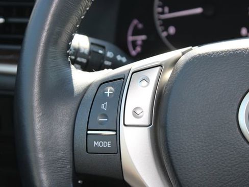 Used 2015 Lexus ES 350 w/ Premium Package FWD image 19