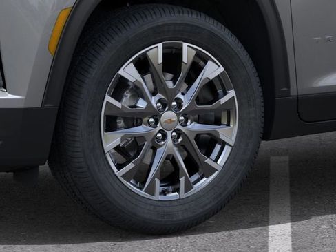 New 2026 Chevrolet Traverse LT image 9