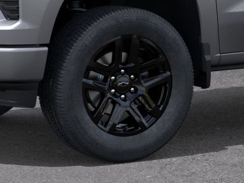 New 2026 Chevrolet Silverado 1500 Custom RWD image 9