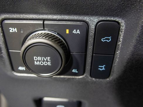 Used 2025 Ford Expedition Max Active image 36