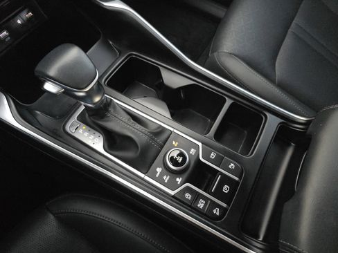 Used 2023 Kia Sorento X-Line EX image 23