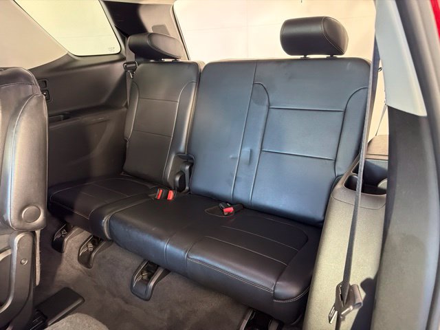 Used 2018 Chevrolet Traverse LT w/ LPO, Black Accent Package AWD/4WD image 24