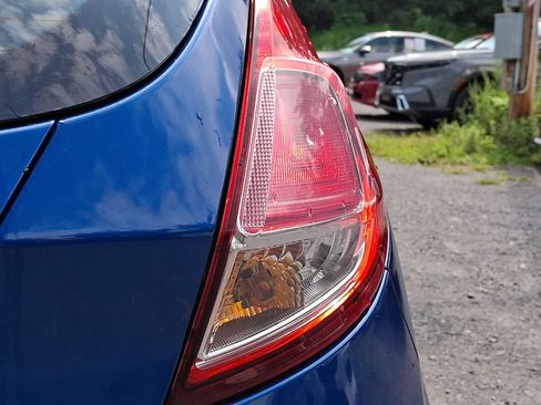 Used 2019 Ford Fiesta SE FWD image 8