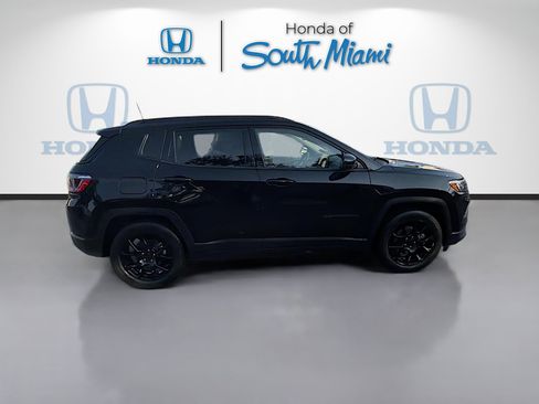 Used 2022 Jeep Compass Altitude w/ Convenience Group image 8