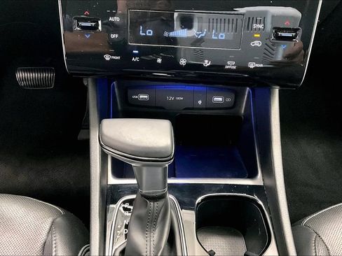Certified 2022 Hyundai Tucson SEL w/ Convenience + Premium Package AWD/4WD image 24