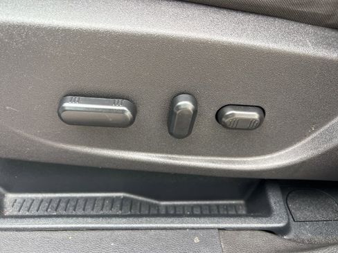 Used 2015 Ford Escape SE image 27