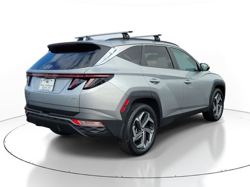 Used 2023 Hyundai Tucson SEL w/ Convenience Package image 4