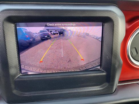 Certified 2021 Jeep Wrangler Unlimited Rubicon w/ Steel Bumper Group image 13