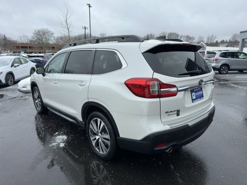 Used 2022 Subaru Ascent Limited w/ Technology Package image 3