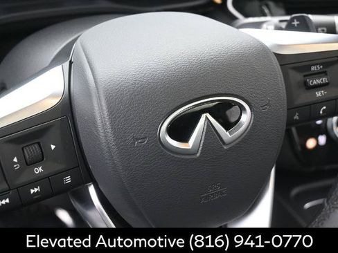 Certified 2026 INFINITI QX60 Luxe w/ Family Package AWD/4WD image 12