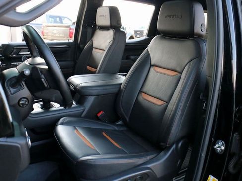 Used 2023 GMC Sierra 1500 AT4 w/ Technology Package image 24