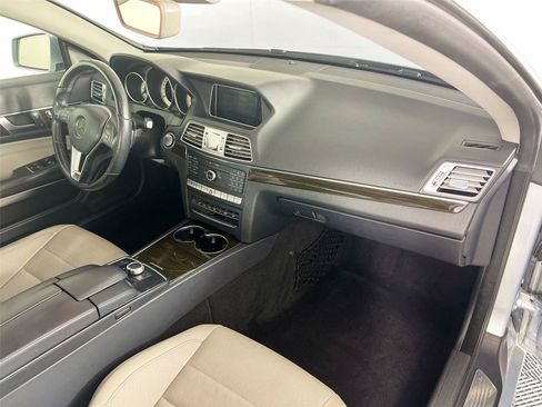 Used 2017 Mercedes-Benz E 400 Cabriolet image 21