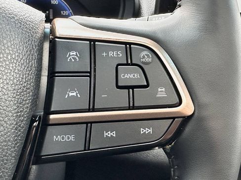 Used 2026 Toyota Grand Highlander AWD Hybrid image 43
