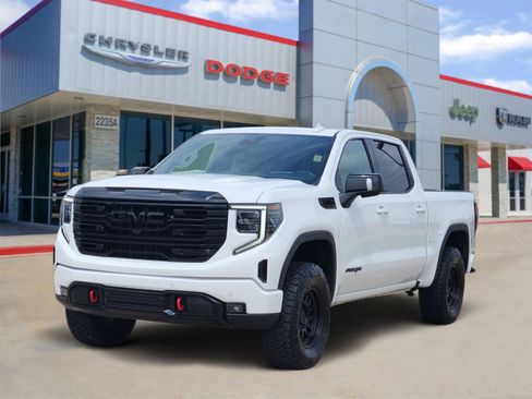 Used 2023 GMC Sierra 1500 AT4X AWD/4WD image 2