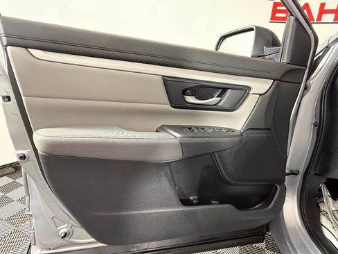 Used 2019 Honda CR-V LX image 12