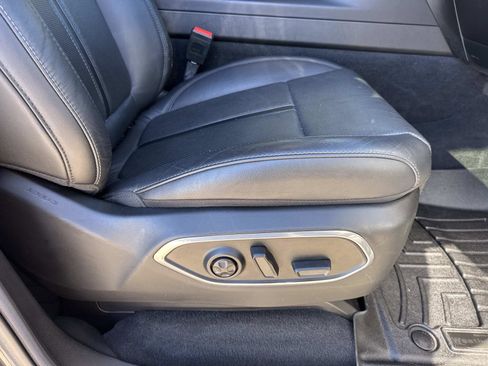 Used 2022 Jeep Wagoneer Series III w/ Convenience Group I image 11