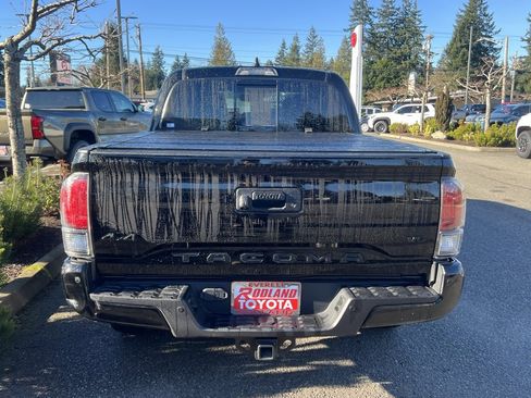 Used 2023 Toyota Tacoma Limited image 6