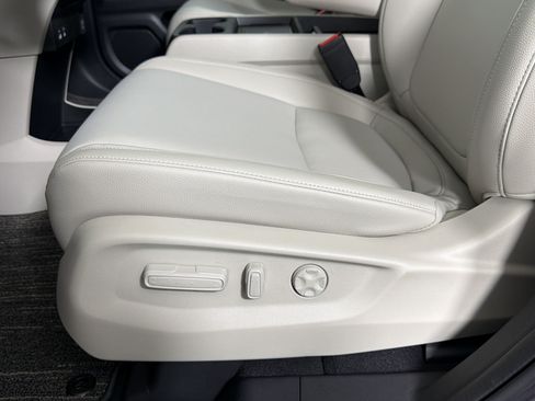 New 2026 Honda Odyssey EX-L image 12