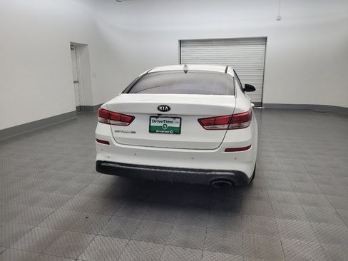 Used 2019 Kia Optima LX FWD image 7