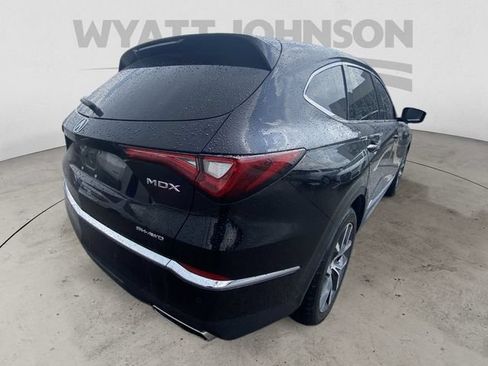 Used 2022 Acura MDX SH-AWD w/ Technology Package image 9