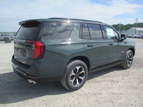 New 2026 GMC Yukon AT4 w/ AT4 Premium Plus Package AWD/4WD image 4