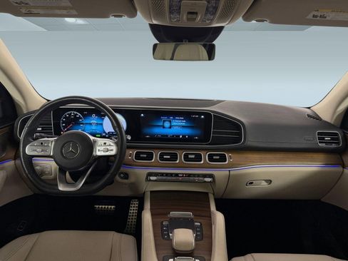Used 2023 Mercedes-Benz GLS 450 4MATIC image 15