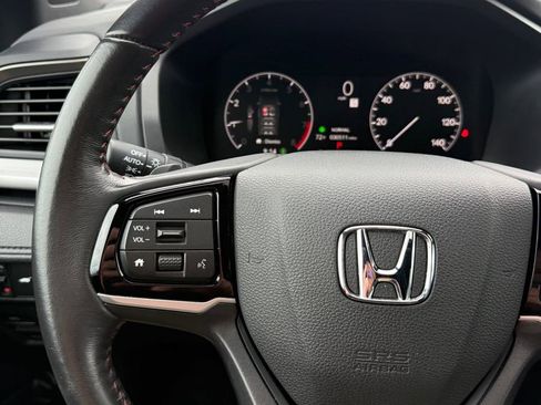 Used 2025 Honda Odyssey Sport-L image 16