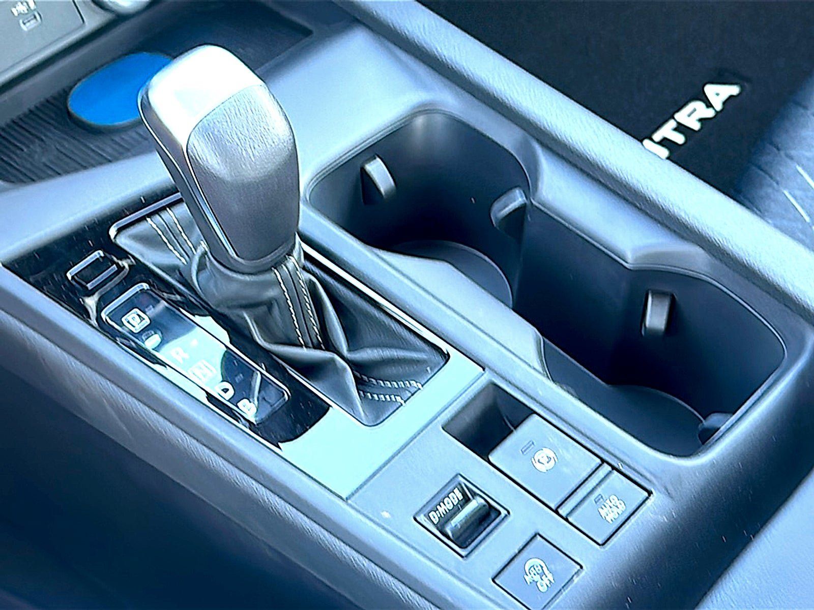 New 2027 Nissan Sentra SV w/ SV Convenience Package FWD image 23
